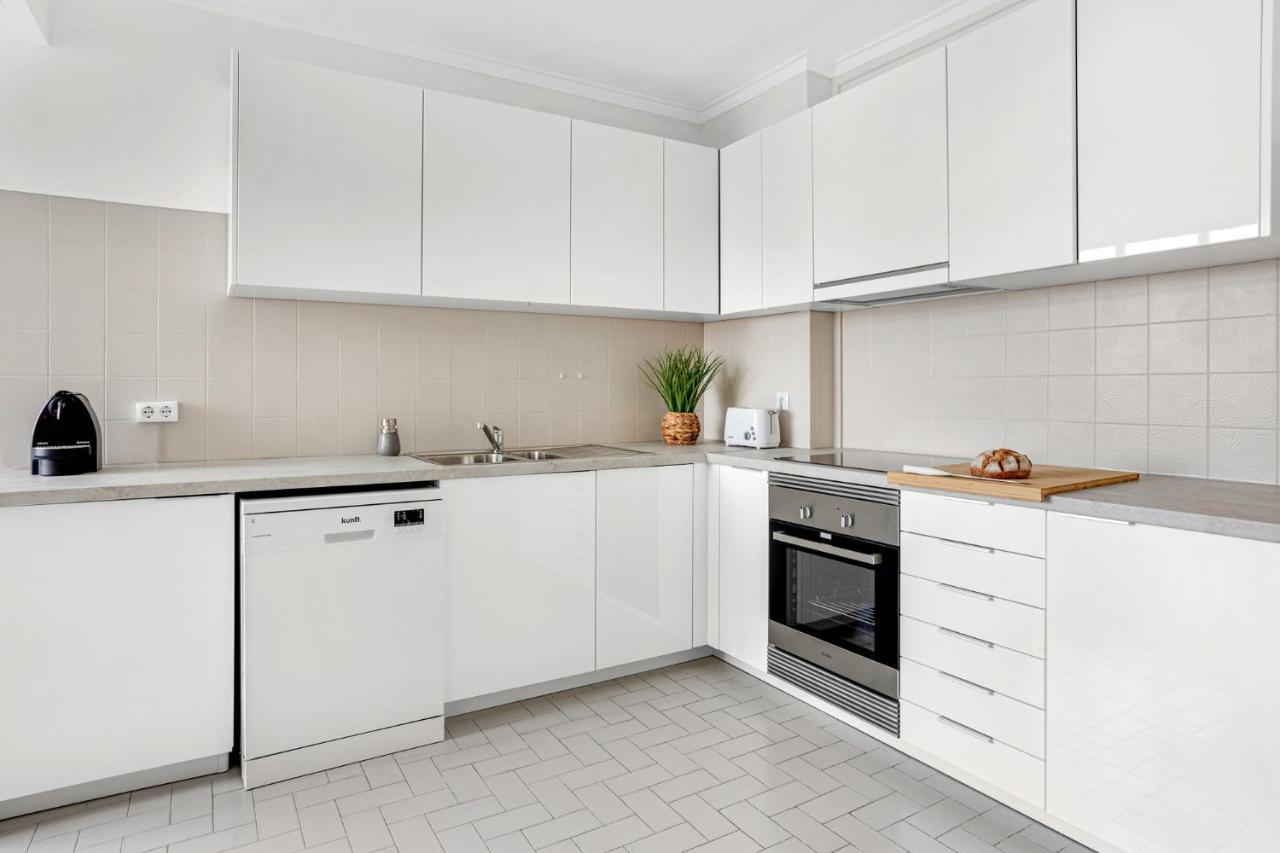 Wonderful Shared In Alfornelos - Near Metro! * Lissabon